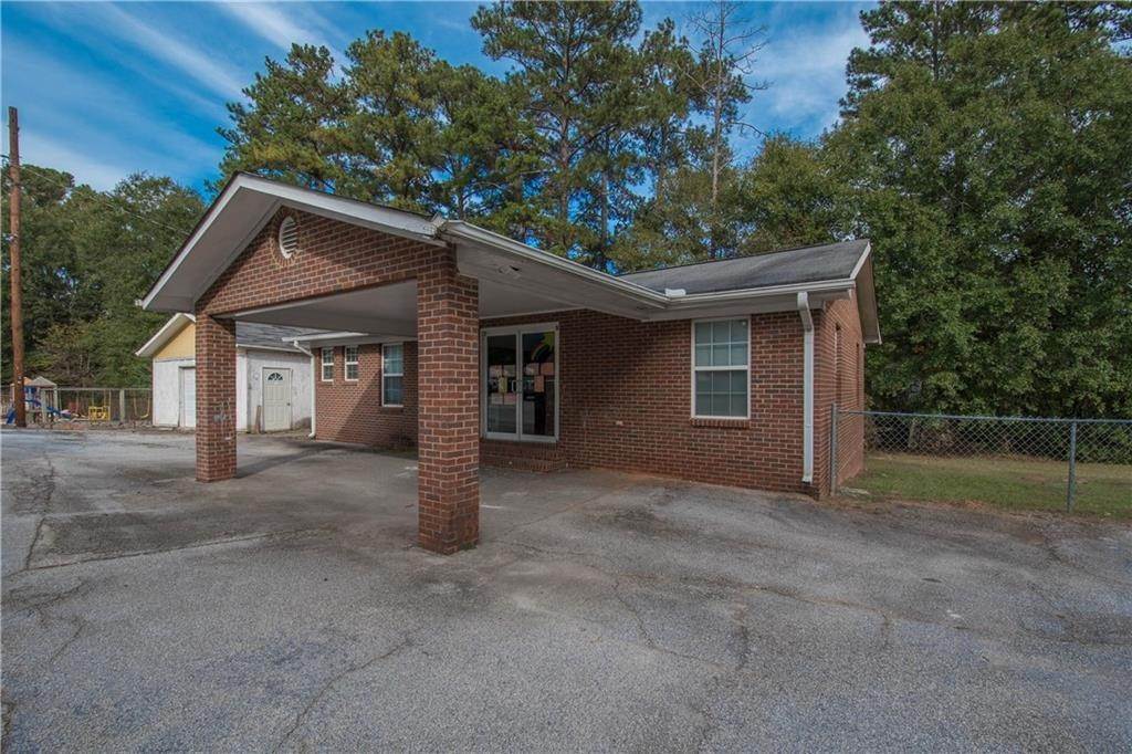 Commercial for Sale at 6224 Hillandale Drive Lithonia, Georgia 30058 United States