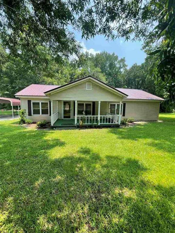 Single Family Homes for Sale at 4471 Pinetucky Road 4471 Pinetucky Road Wadley, Georgia 30477 United States