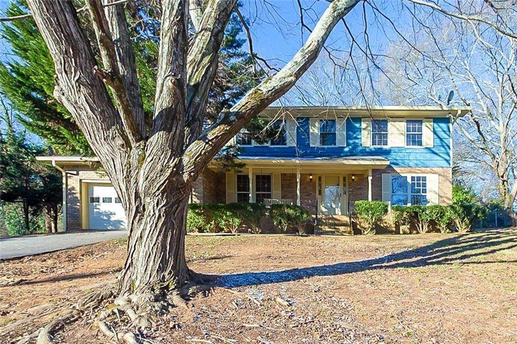 Single Family Homes 為 出售 在 3738 N Cooper Lake Road Smyrna, 喬治亞州 30082 美國