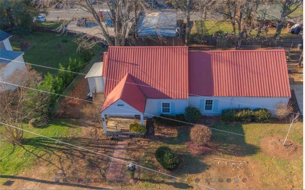 Single Family Homes для того Продажа на 614 E 2nd Street Blue Ridge, Джорджия 30513 Соединенные Штаты