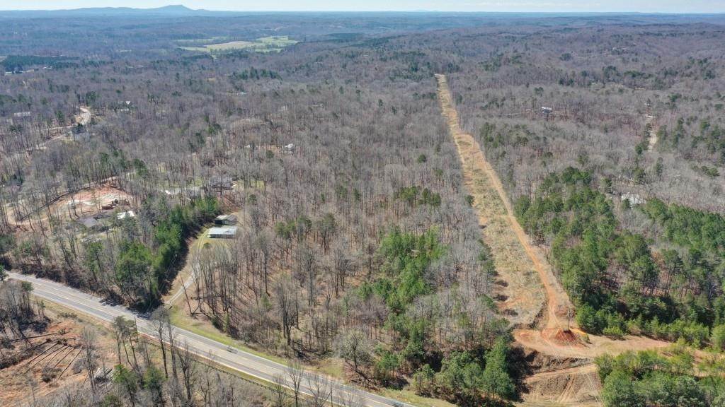 7. Single Family Homes for Sale at 2492 Highway 53 East Dawsonville, Georgia 30534 United States