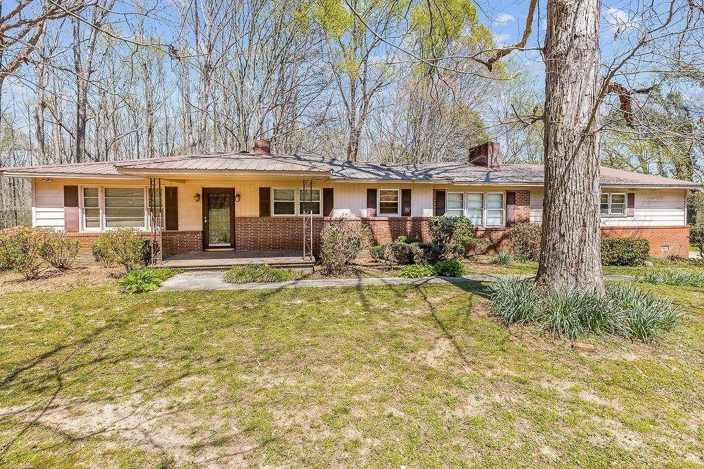 Single Family Homes для того Продажа на 3967 Gillsville Highway Gillsville, Джорджия 30543 Соединенные Штаты