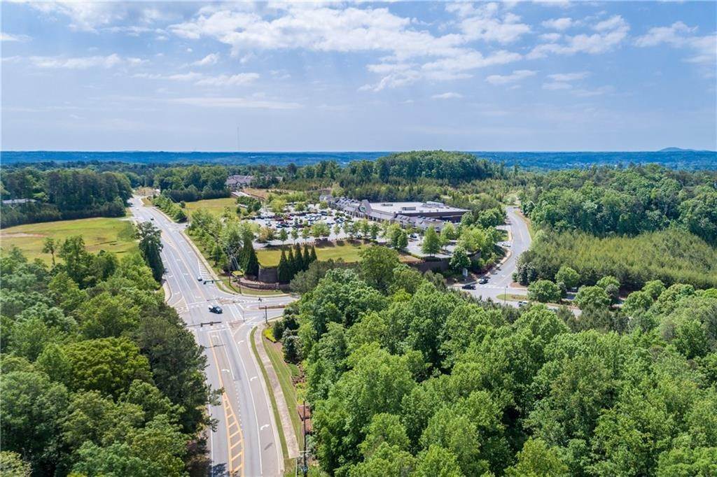 11. Commercial for Sale at 2521 Reinhardt College Parkway Canton, Georgia 30114 United States