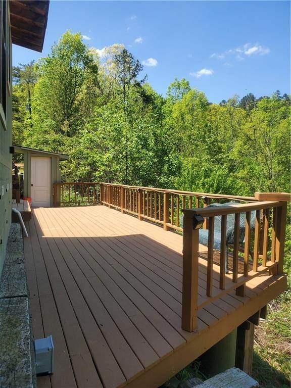 19. Single Family Homes for Sale at 568 Yonah Lake Road Clarkesville, Georgia 30577 United States