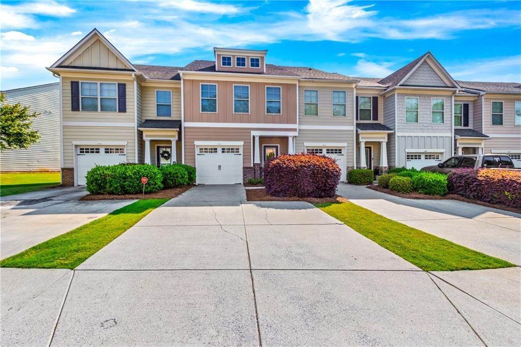 Townhouse for Sale at 6245 Elmshorn Way Alpharetta, Georgia 30004 United States