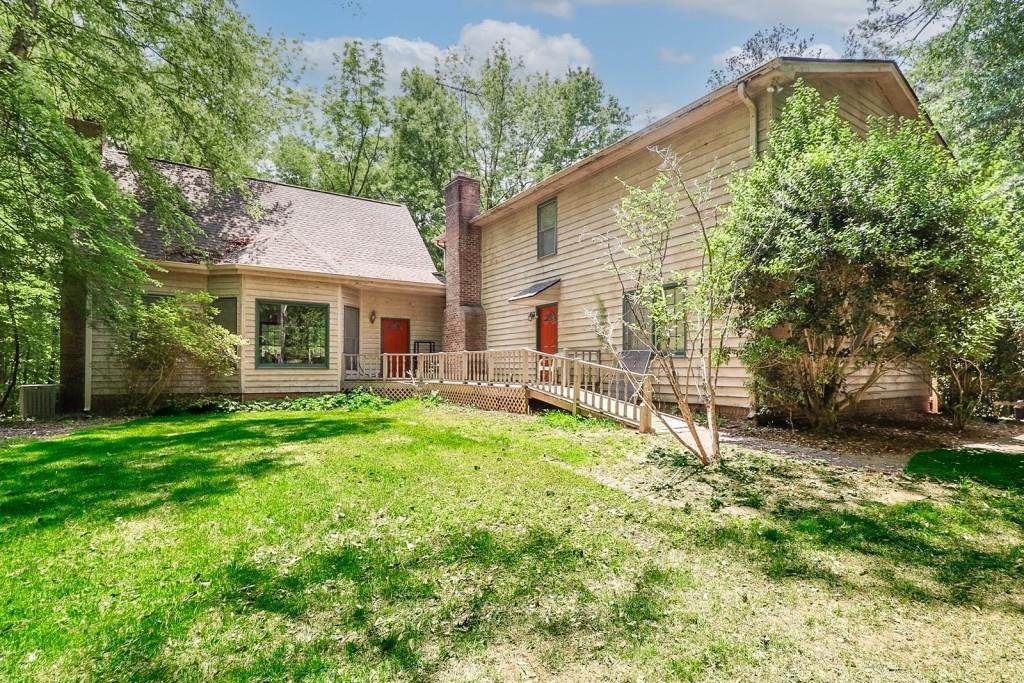 Single Family Homes for Sale at 962 Mill Creek Run Suwanee, Georgia 30024 United States
