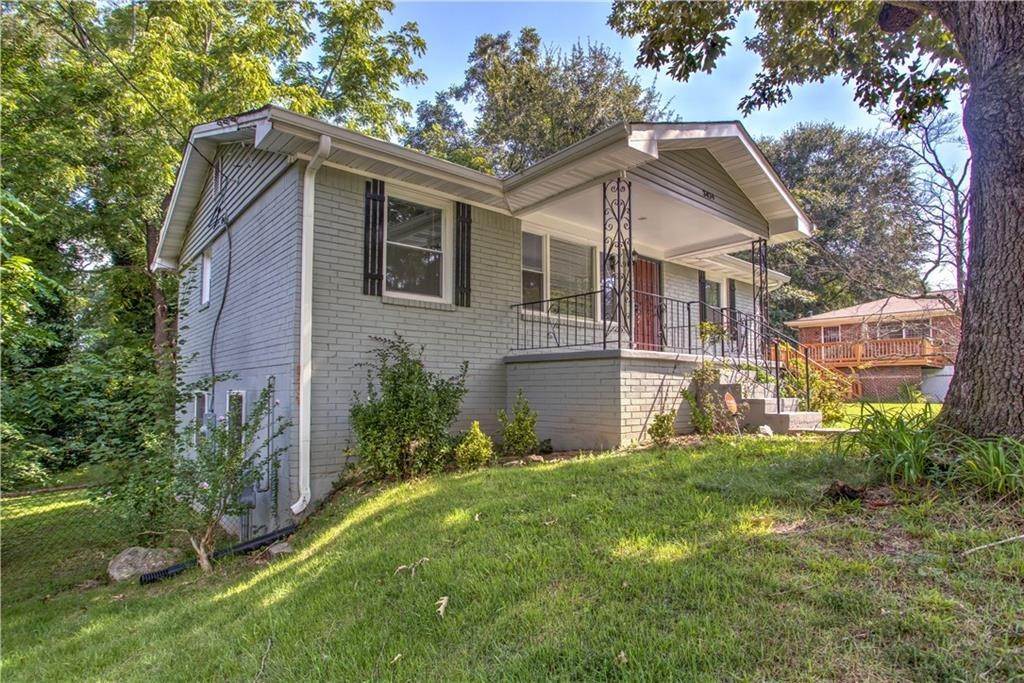 4. Single Family Homes for Sale at 3439 Oakcliff Road Atlanta, Georgia 30331 United States