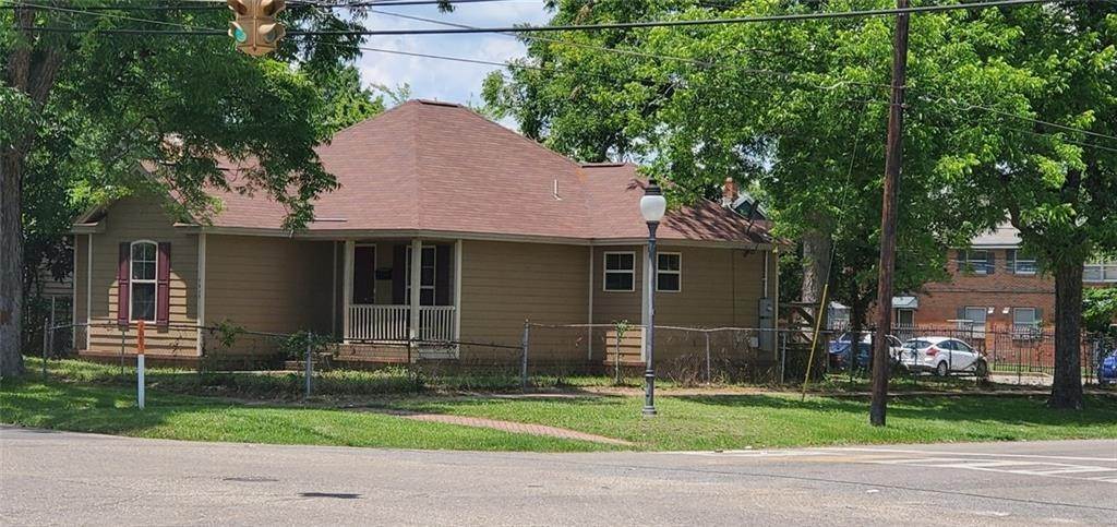 Single Family Homes 為 出售 在 1517 Selma Avenue Selma, 阿拉巴馬州 36703 美國