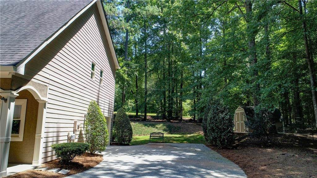 15. Single Family Homes for Sale at 14490 Wyndham Farms Drive Milton, Georgia 30004 United States