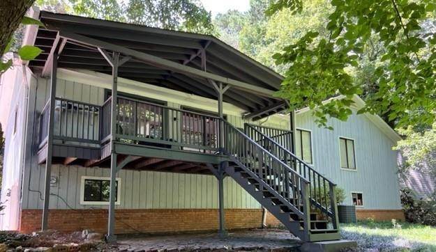 17. Single Family Homes for Sale at 530 Raven Springs Trail Stone Mountain, Georgia 30087 United States