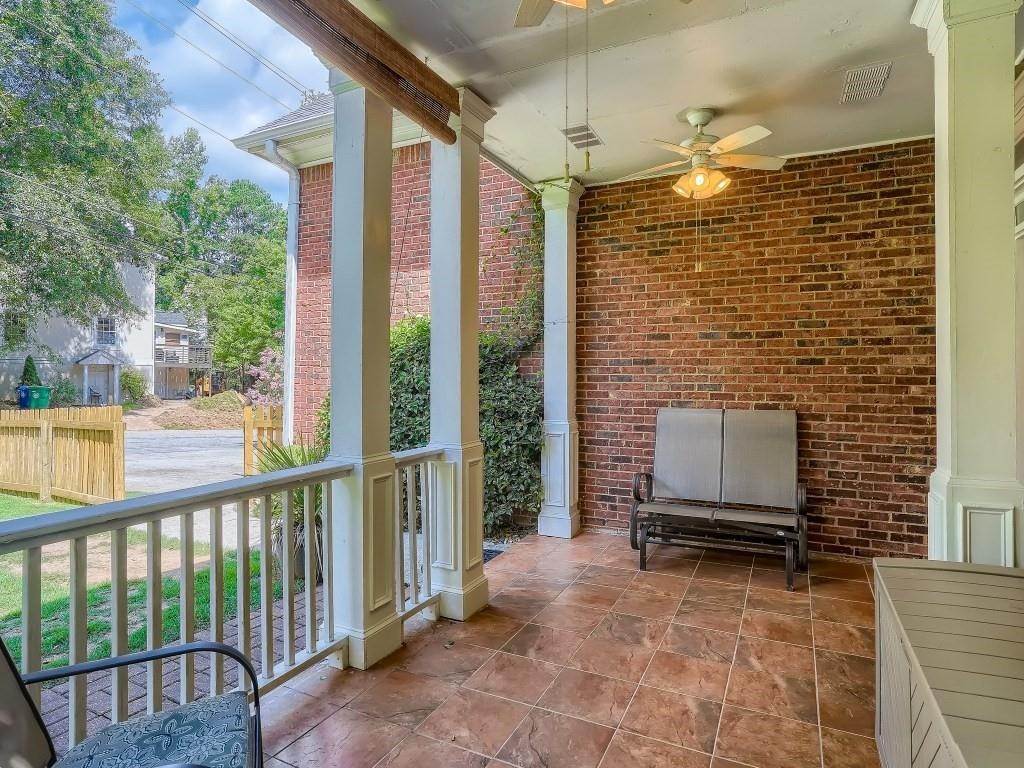 3. Single Family Homes for Sale at 2330 Logan Circle Brookhaven, Georgia 30319 United States