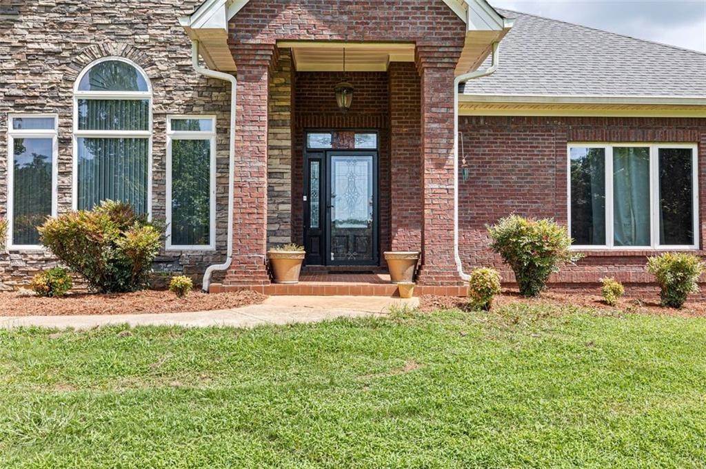3. Single Family Homes for Sale at 730 MOTE Road Carrollton, Georgia 30117 United States