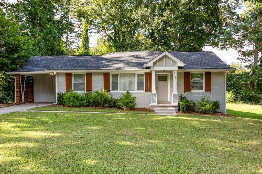 3. Single Family Homes for Sale at 2198 Miriam Lane Decatur, Georgia 30032 United States