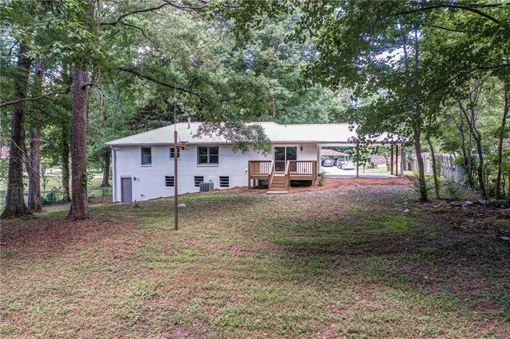 4. Single Family Homes for Sale at 3361 Shadowridge Drive Marietta, Georgia 30008 United States