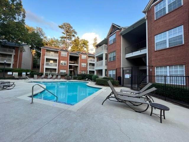 11. Condominiums at 1012 Chastain Park Court Atlanta, Georgia 30342 United States
