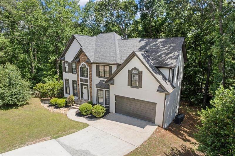 9. Single Family Homes for Sale at 1720 Noblin Summit Drive Duluth, Georgia 30097 United States