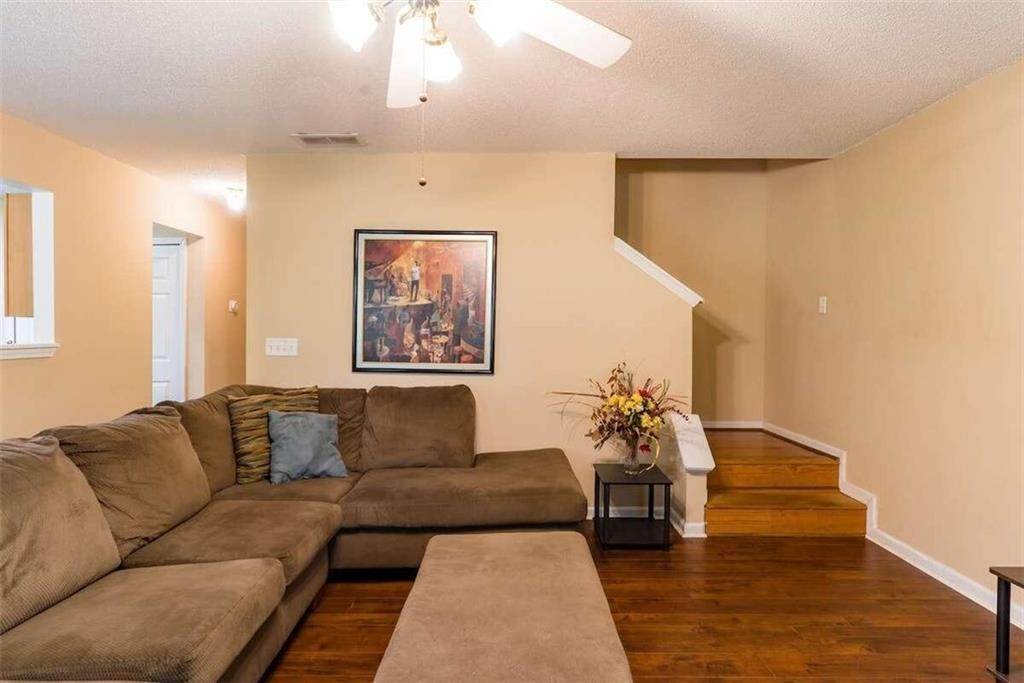 13. Single Family Homes for Sale at 2294 Charleston Pointe Atlanta, Georgia 30316 United States