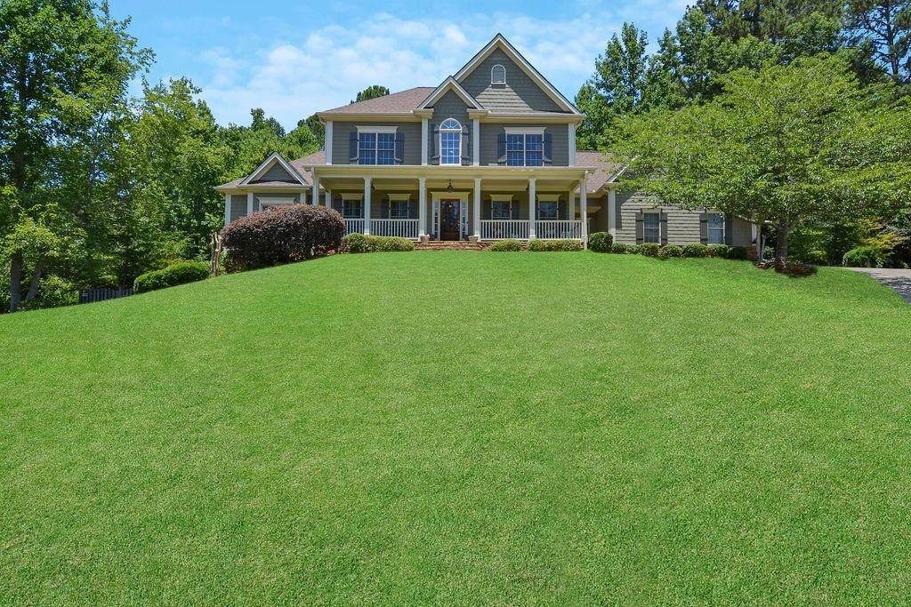 4. Single Family Homes for Sale at 5132 Waldenbrooke Court Acworth, Georgia 30101 United States