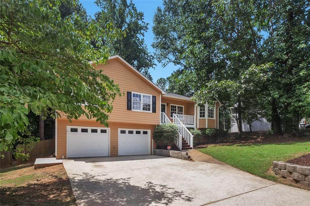 3. Single Family Homes for Sale at 341 Ridge Run Drive Hiram, Georgia 30141 United States