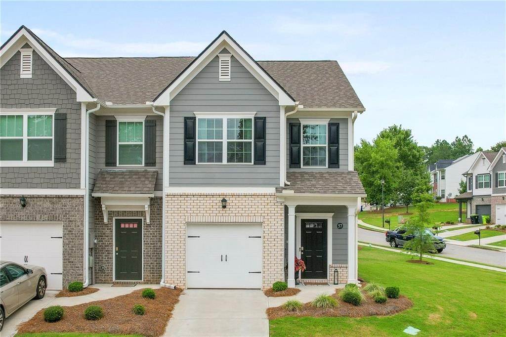2. Townhouse for Sale at 57 Chastain Circle Newnan, Georgia 30263 United States