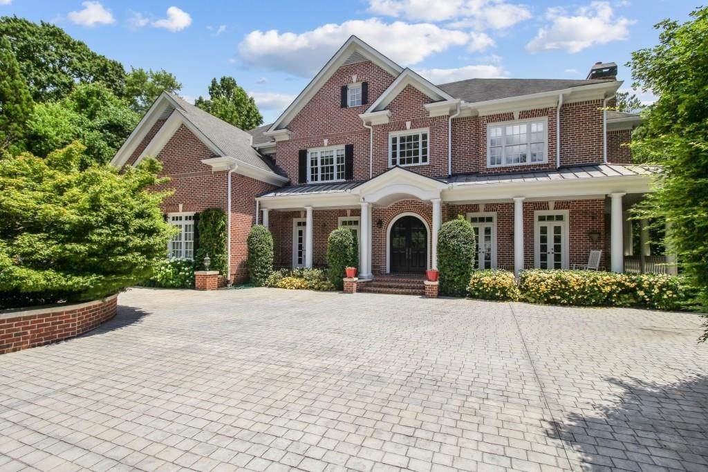 1. Single Family Homes for Sale at 1524 Peachtree Battle Avenue Atlanta, Georgia 30327 United States