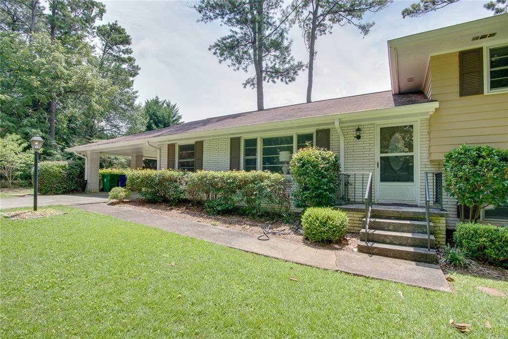 3. Single Family Homes for Sale at 3181 Louden Drive Atlanta, Georgia 30345 United States