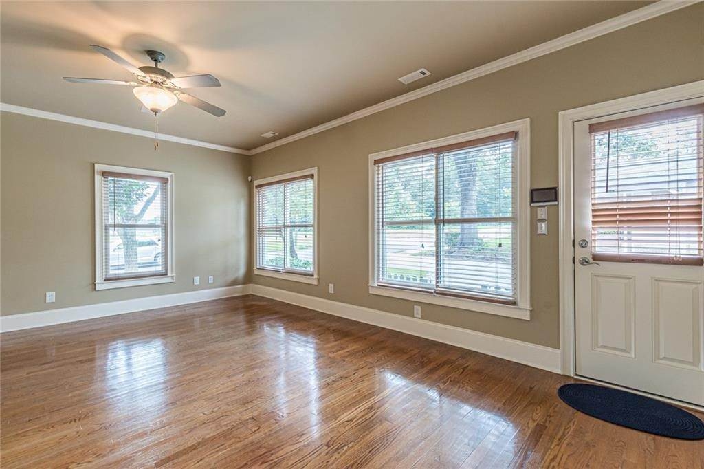 17. Townhouse for Sale at 631 Chestnut Street Hapeville, Georgia 30354 United States