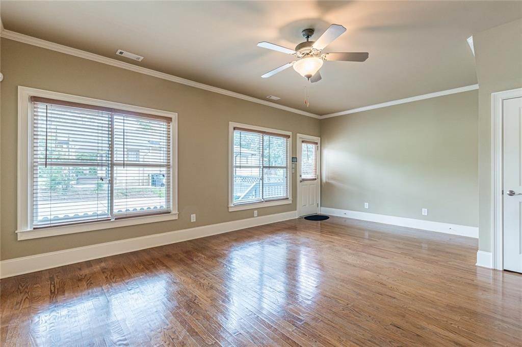 16. Townhouse for Sale at 631 Chestnut Street Hapeville, Georgia 30354 United States