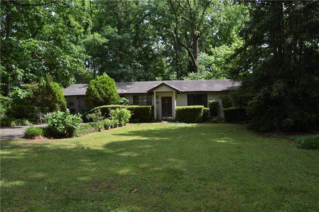 Single Family Homes for Sale at 1855 Butlers Lane Decatur, Georgia 30033 United States