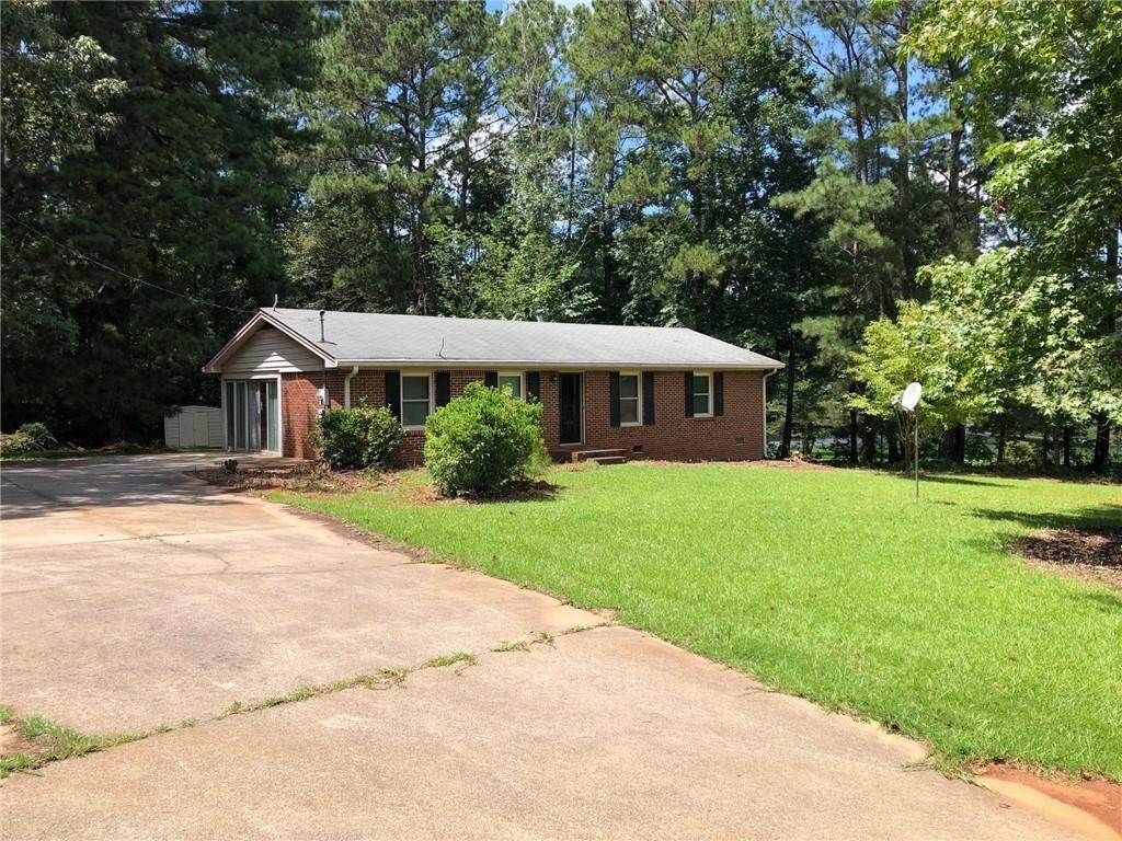 2. Single Family Homes for Sale at 135 Mcgiboney Road Covington, Georgia 30016 United States