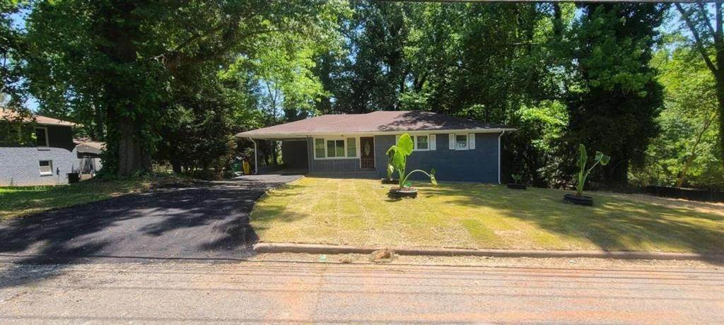 Single Family Homes 為 出售 在 507 Pineridge Drive Forest Park, 喬治亞州 30297 美國