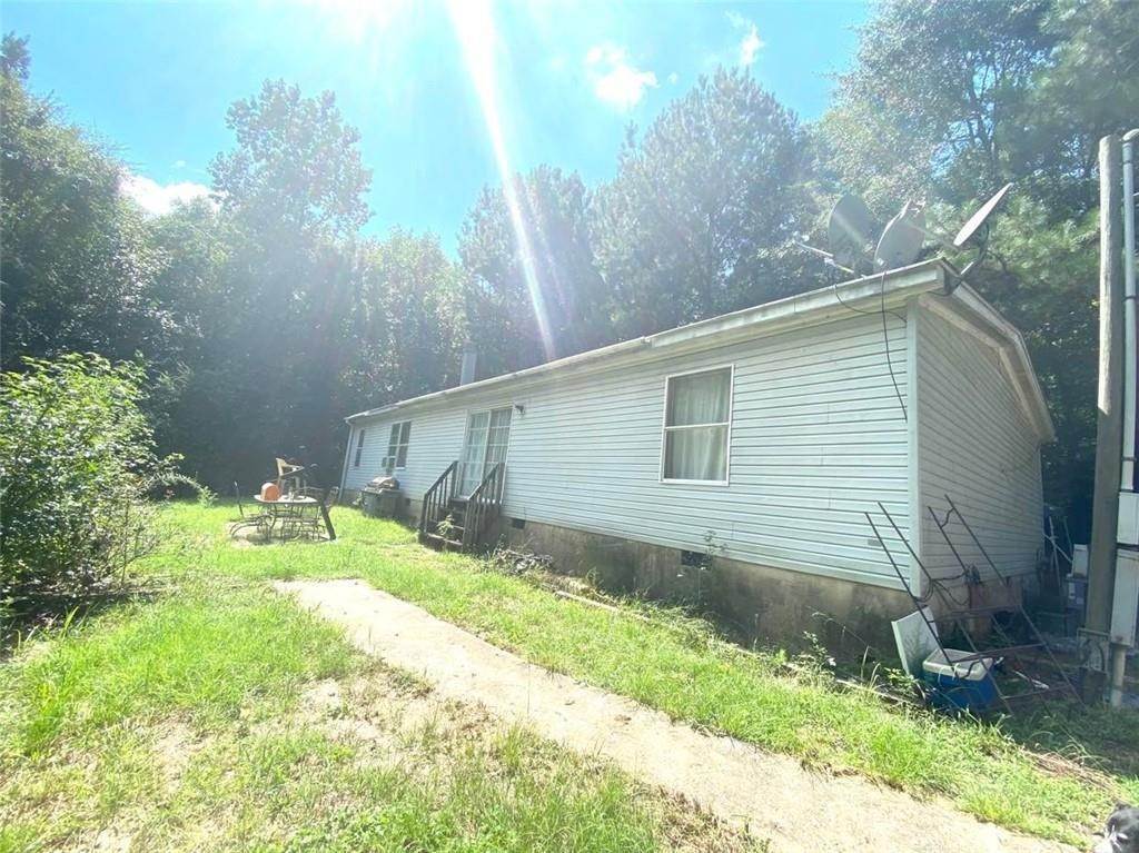Single Family Homes для того Продажа на 490 Hardeman Farm Road Carnesville, Джорджия 30521 Соединенные Штаты