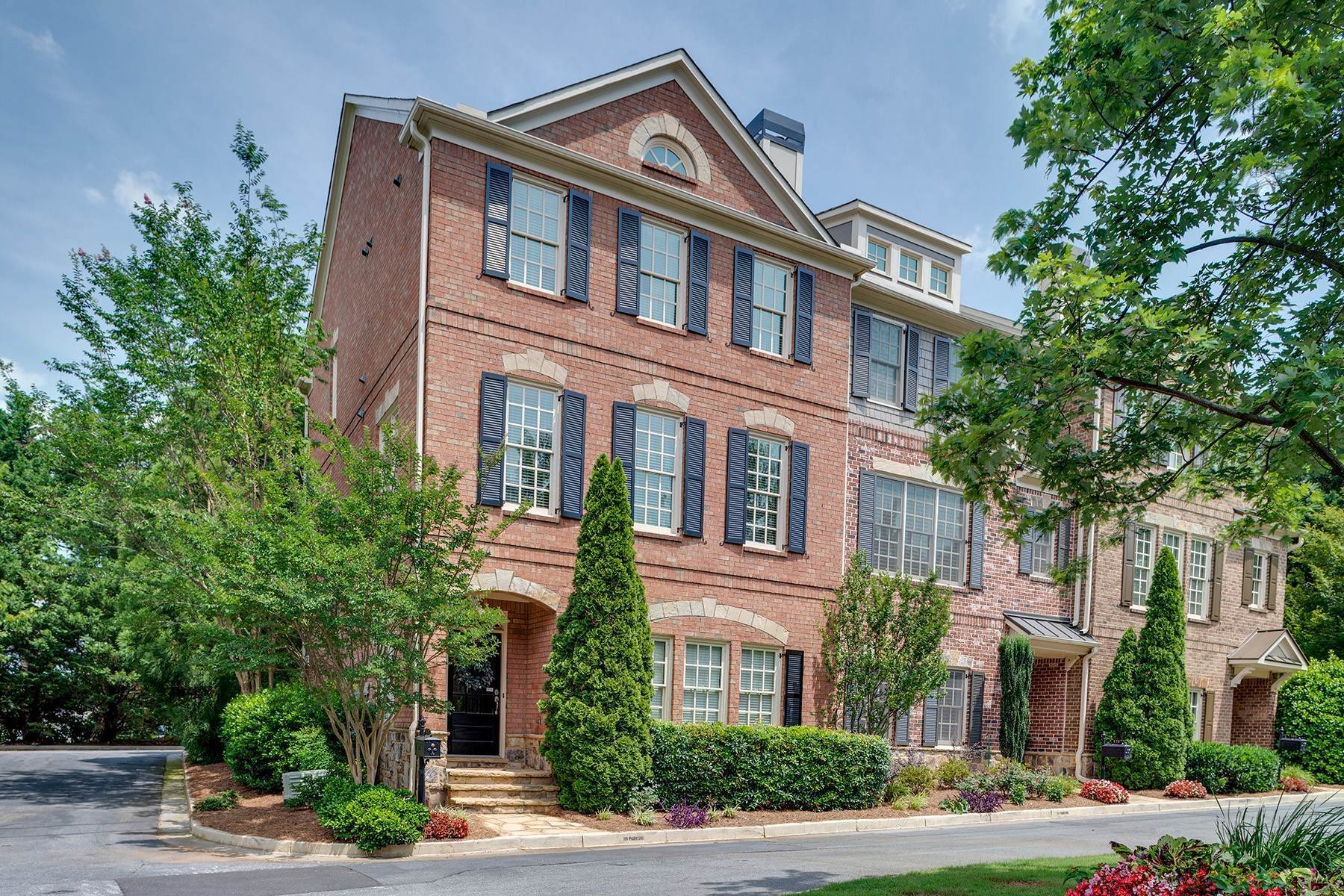 Townhouse for Sale at Brick End Unit Townhome Moments from Marietta Square 572 Parkside Village Way NW Marietta, Georgia 30060 United States
