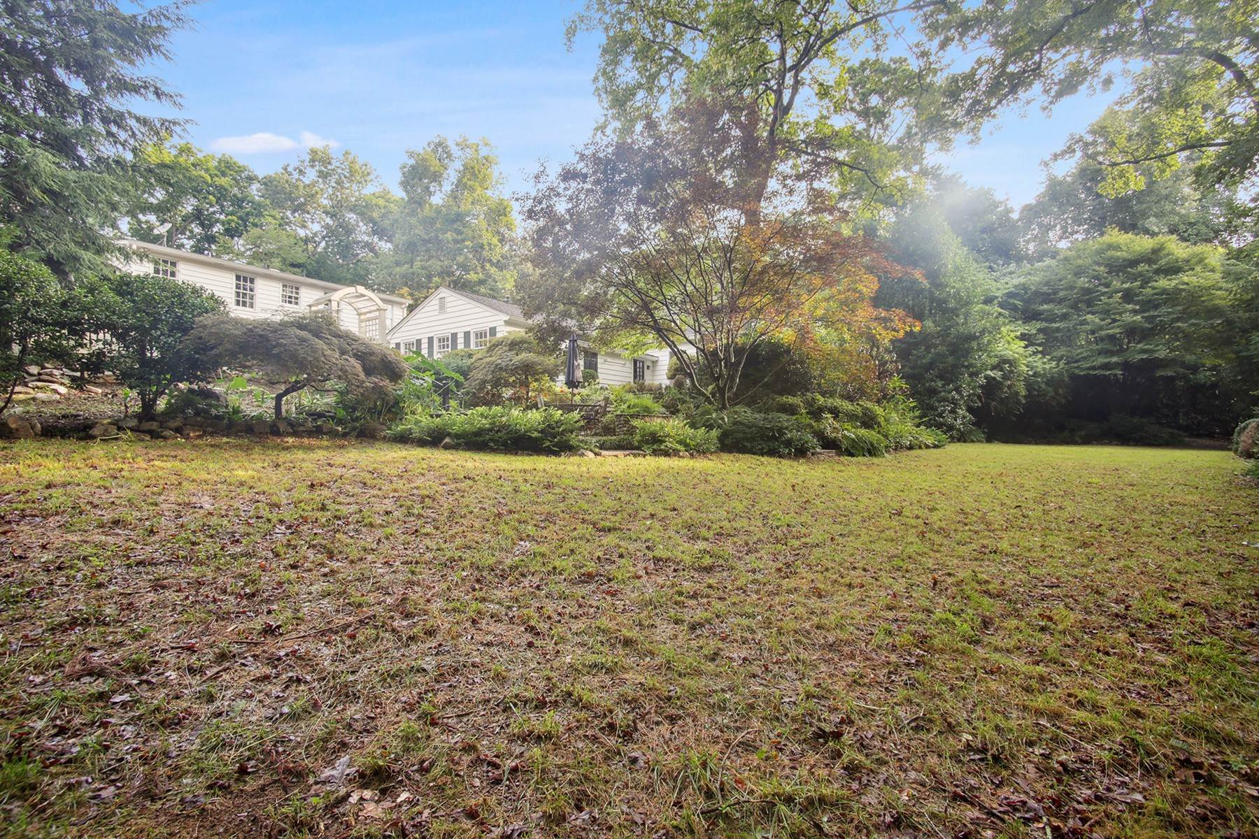 10. Single Family Homes for Sale at Incredible Opportunity to Renovate or Build Dream Home in Tuxedo Park 3511 Woodhaven Road Atlanta, Georgia 30305 United States