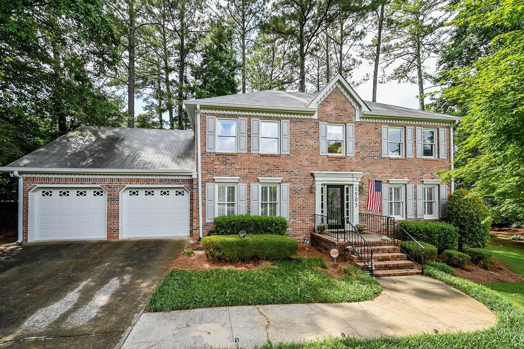 Single Family Homes for Sale at Prime Brick Traditional in Sought-After School District 1503 Quarter Horse Court Roswell, Georgia 30075 United States