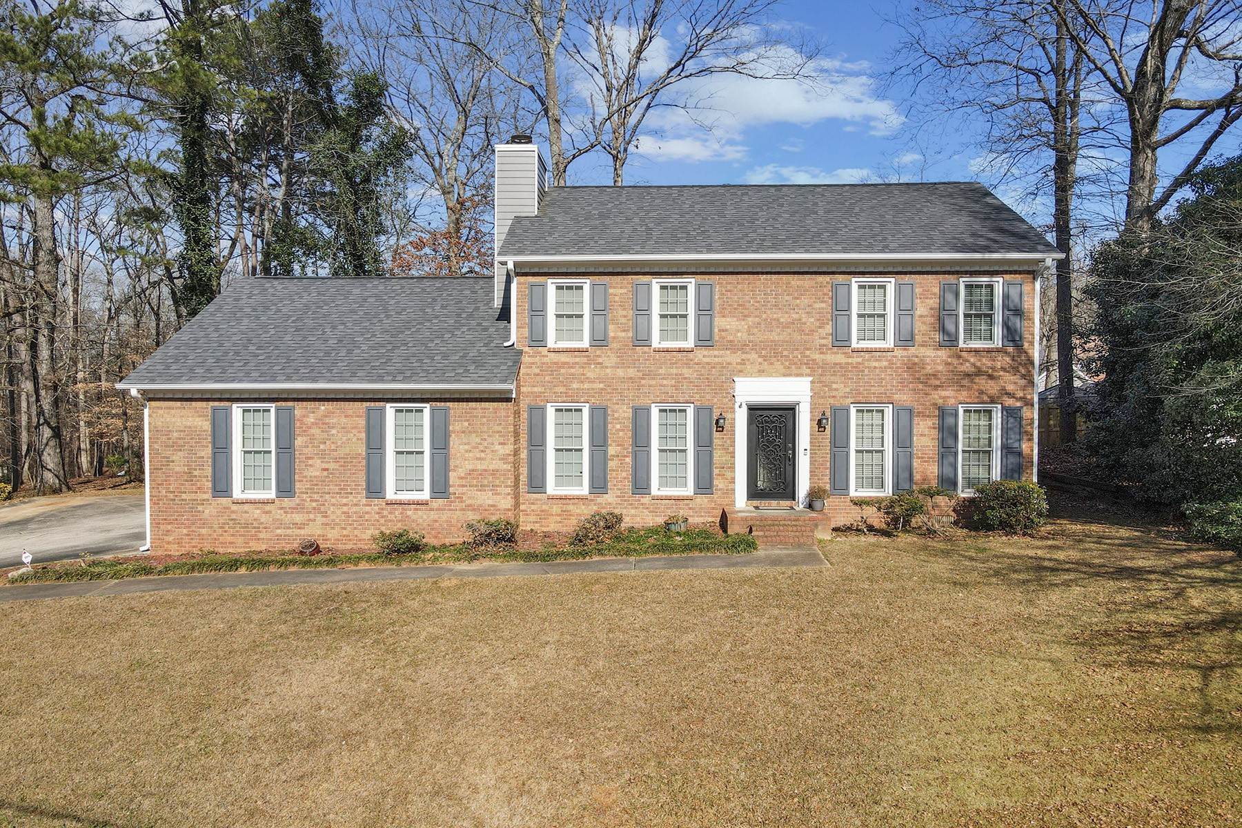 Single Family Homes のために 売買 アット Lovely Brick Two Story Home in Decatur!! 3780 Seton Hall Drive Decatur, ジョージア 30034 アメリカ