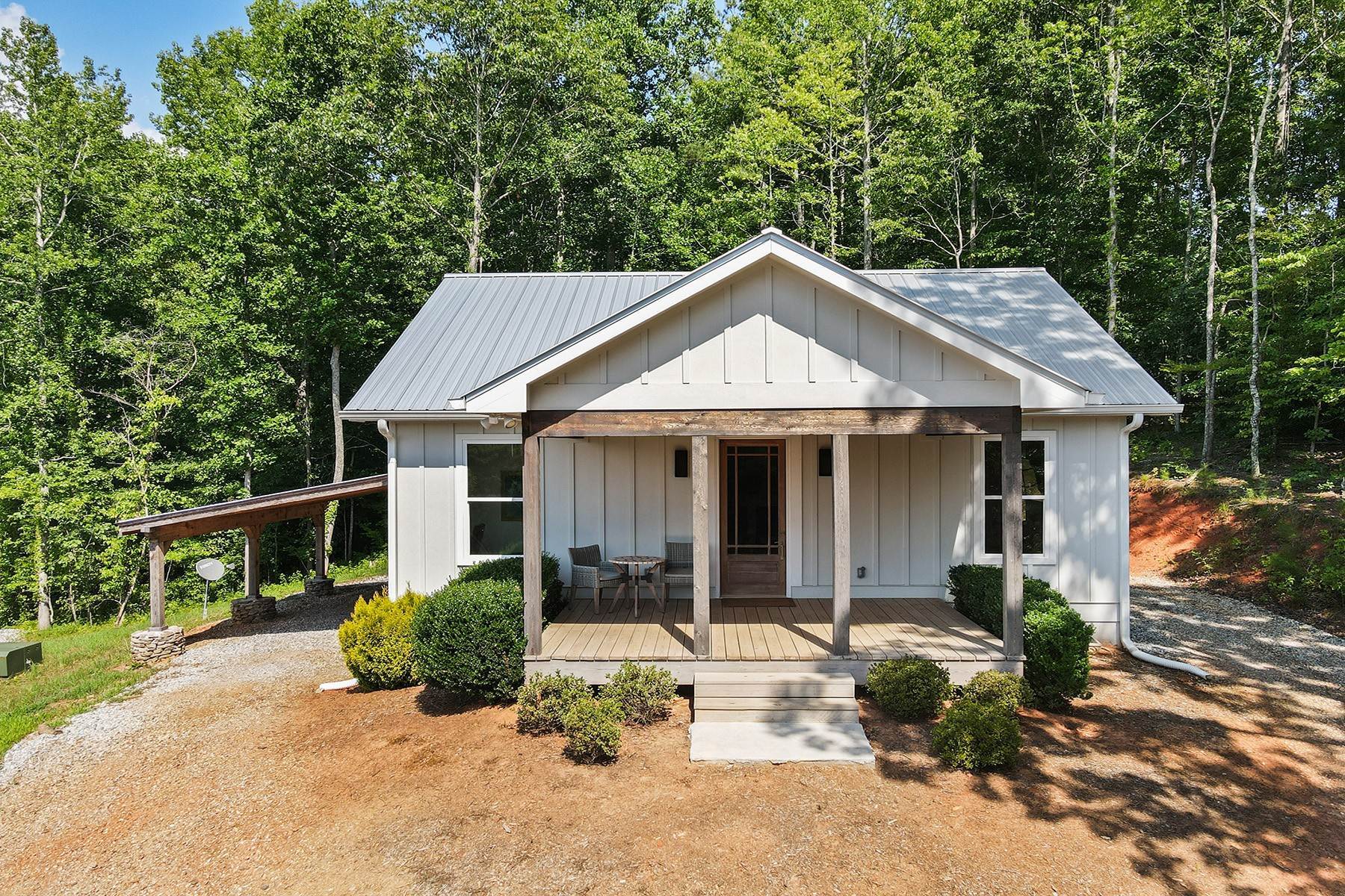 7. Single Family Homes for Sale at Welcome to Stone Creek Farm 1024 Old Orange Mill Road Canton, Georgia 30115 United States