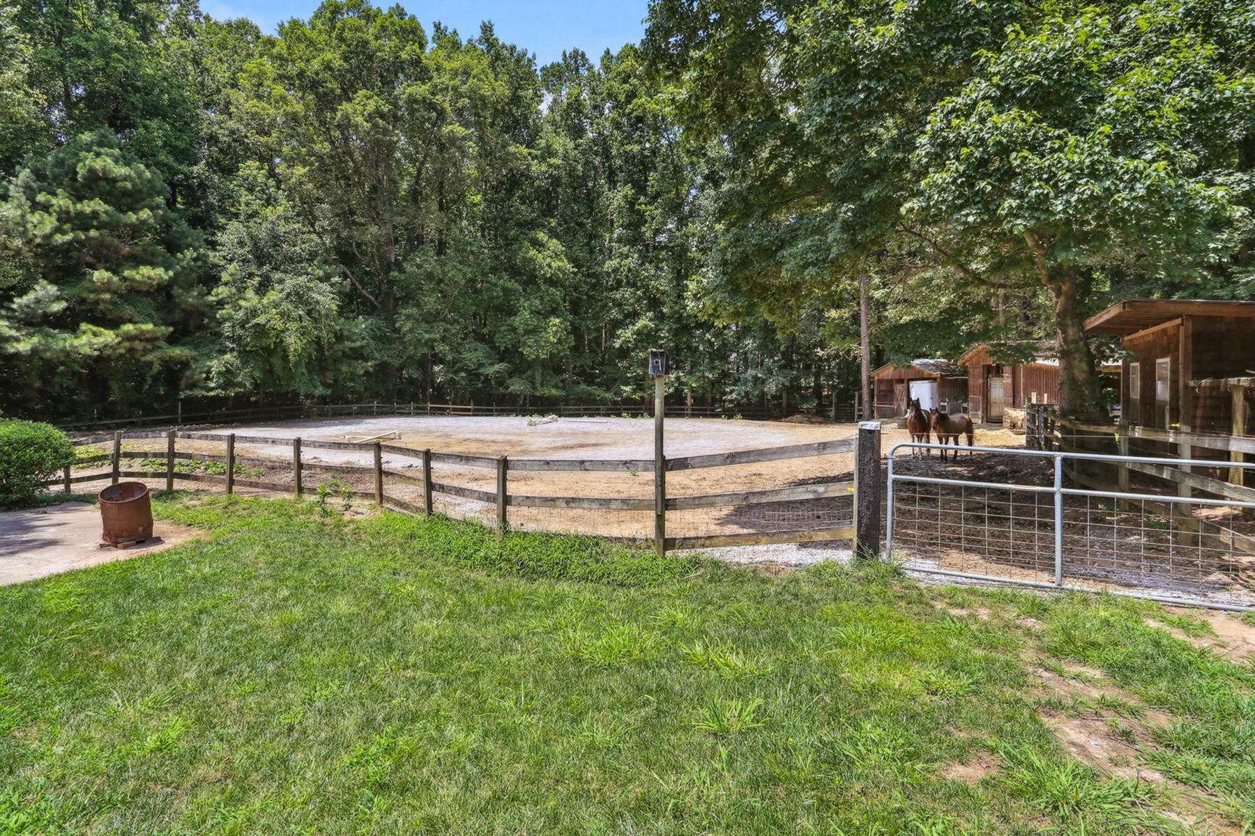 2. Land for Sale at Boutique Horse Farm Minutes to Shopping, Dining and Entertainment 375 Cagle Road Roswell, Georgia 30075 United States