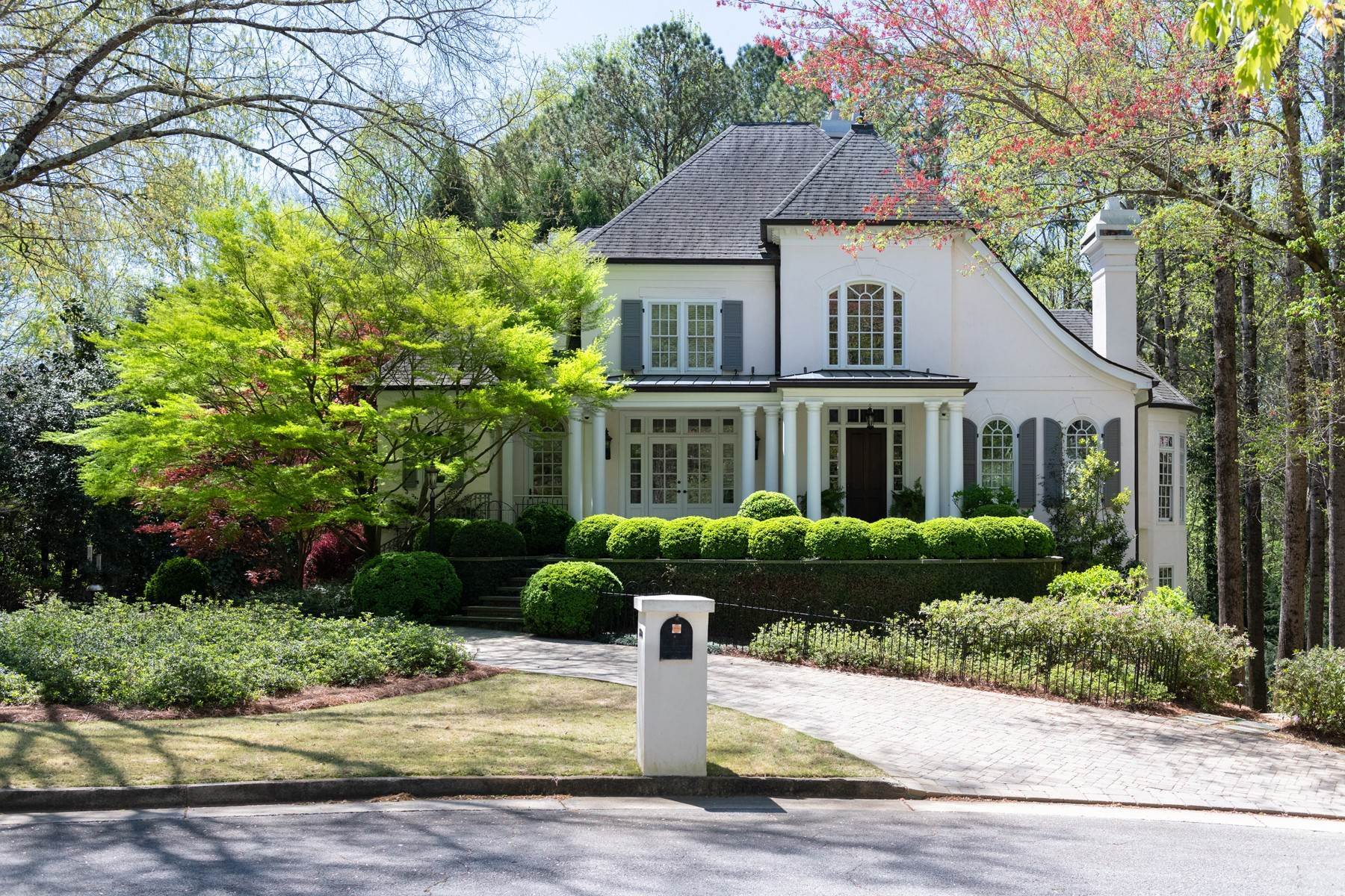Single Family Homes for Sale at Beautifully Maintained Home at the End of a Quiet Cul-de-sac 2780 Carmon on Wesley NW Atlanta, Georgia 30327 United States