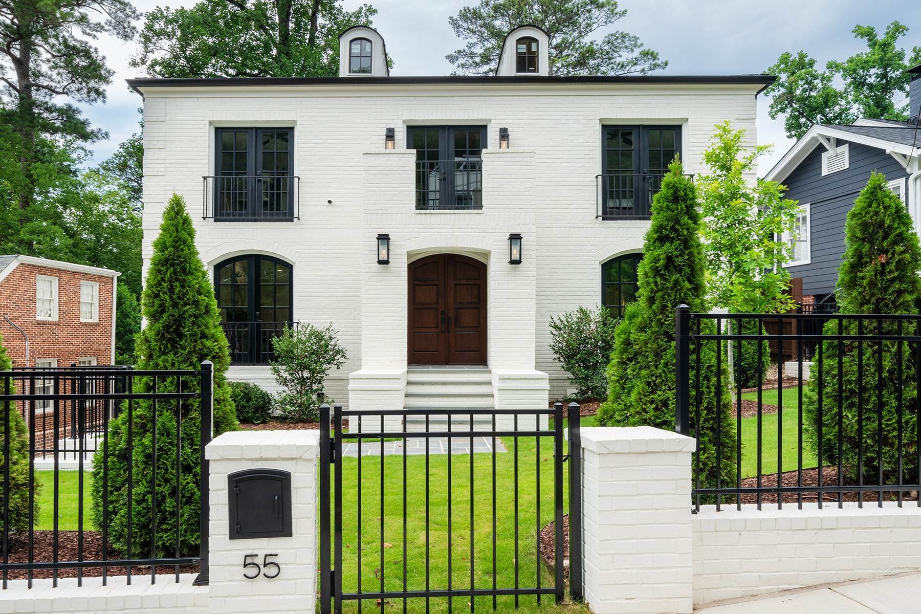 47. Single Family Homes for Sale at Modern Day Living in Historic Ansley Park 55 Montgomery Ferry Drive Atlanta, Georgia 30309 United States