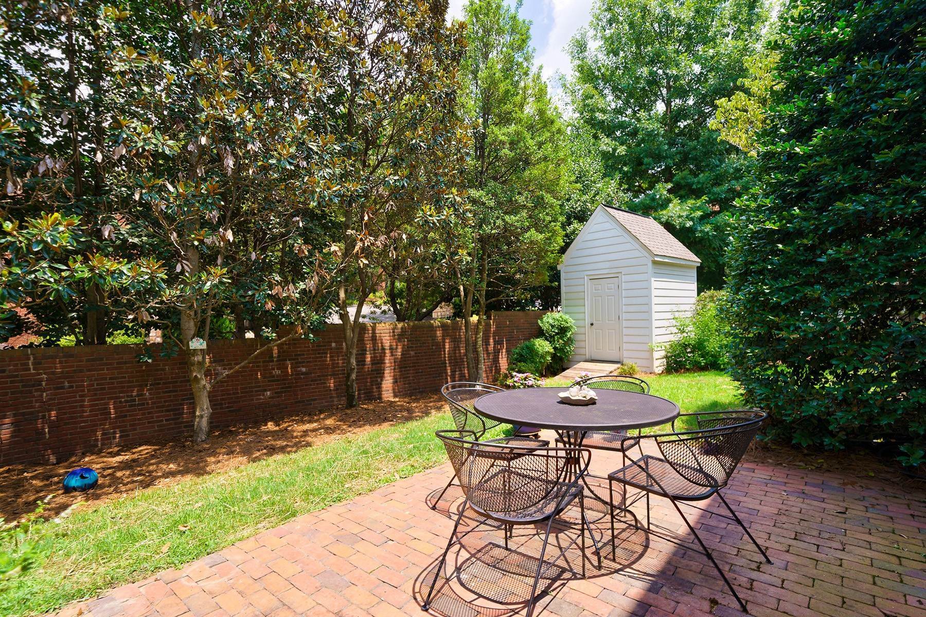 33. Single Family Homes for Sale at Charming All-Brick Home in Coveted Village at Lenox Park 1241 Village Run Brookhaven, Georgia 30319 United States