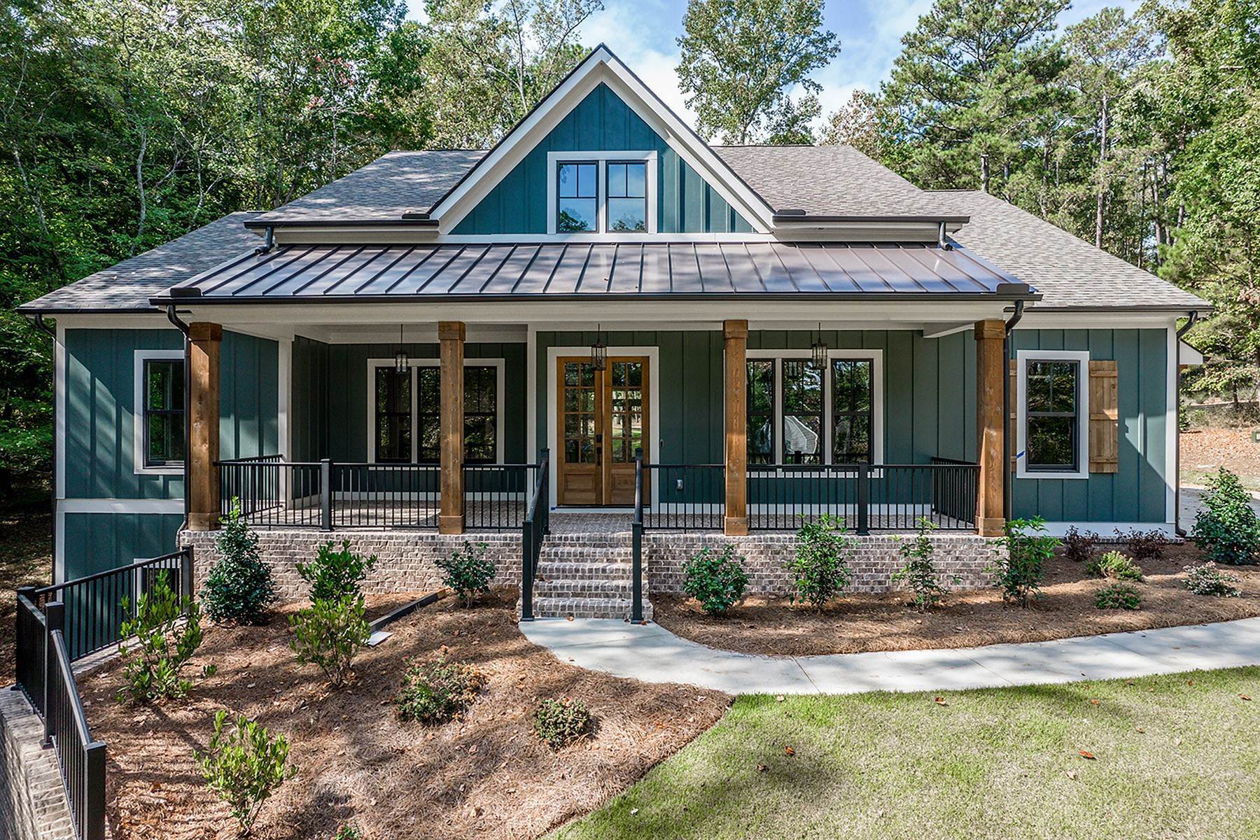 Single Family Homes for Sale at Incredible Opportunity to Own a Brand New Home in Harbor Club on Lake Oconee 1851 Osprey Poynte Greensboro, Georgia 30642 United States